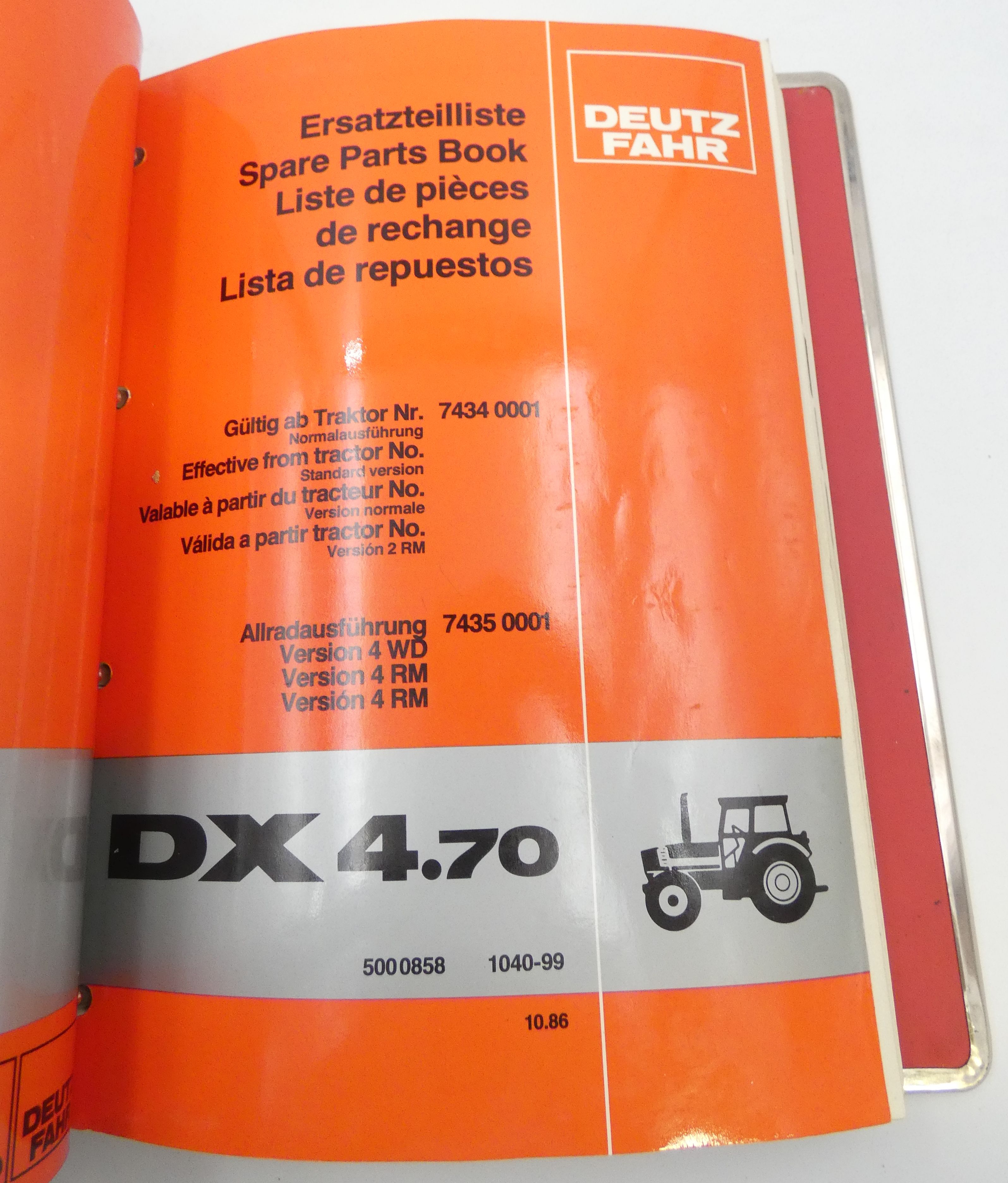 Deutz-Fahr DX4.30, DX4.70 spare parts book