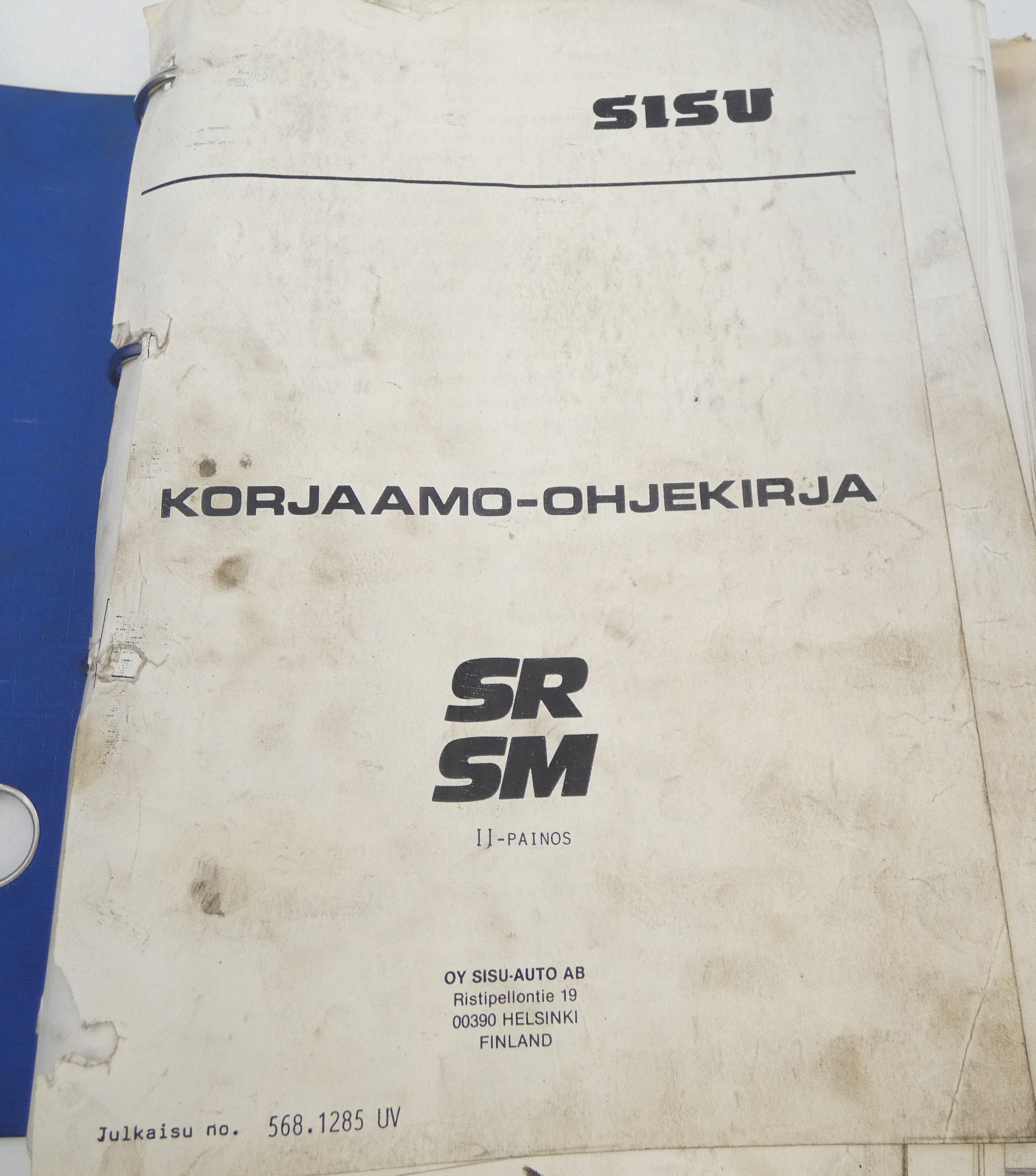 Sisu SR ja SM kuorma-autot korjaamokäsikirja