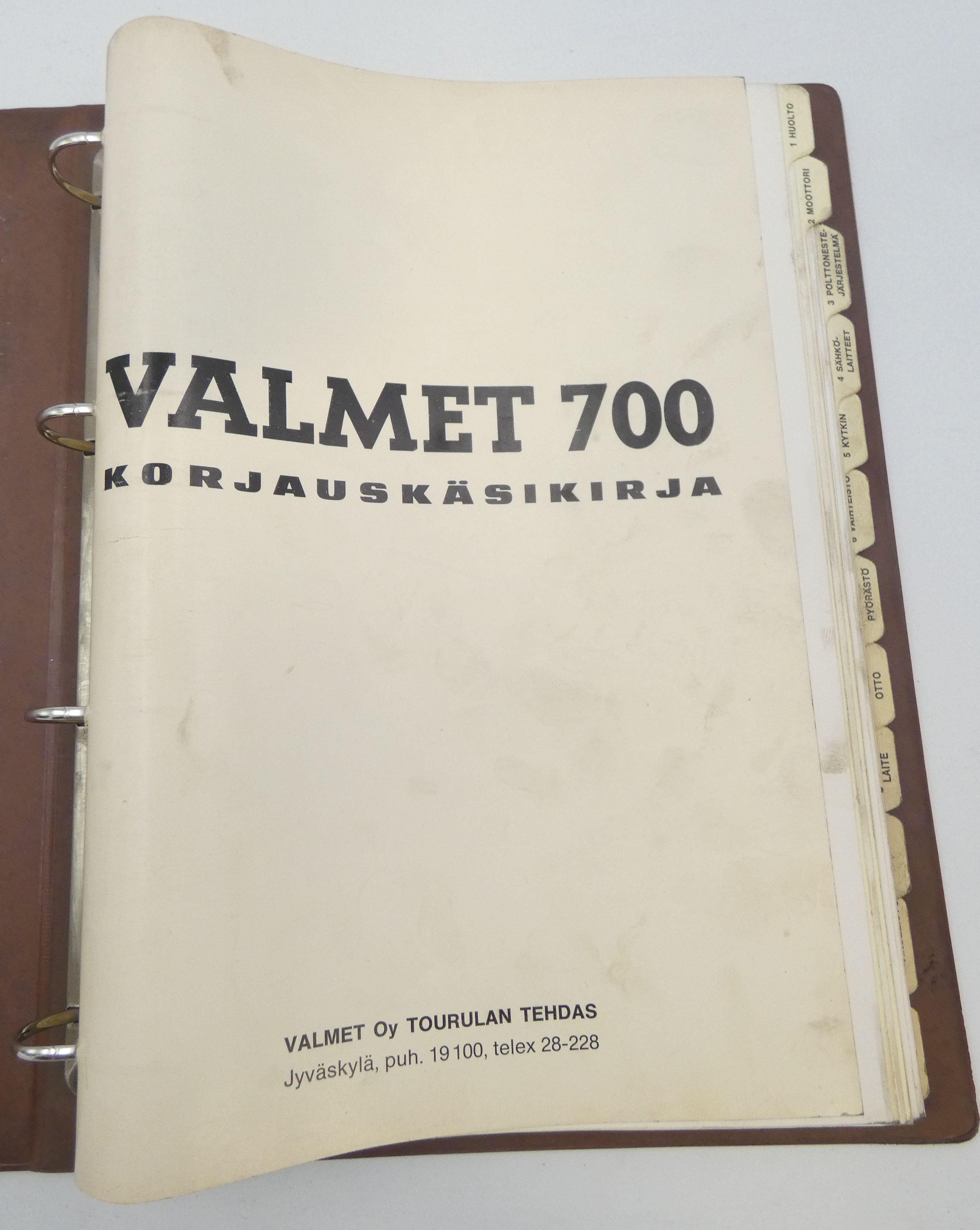 Valmet 700 korjauskäsikirja