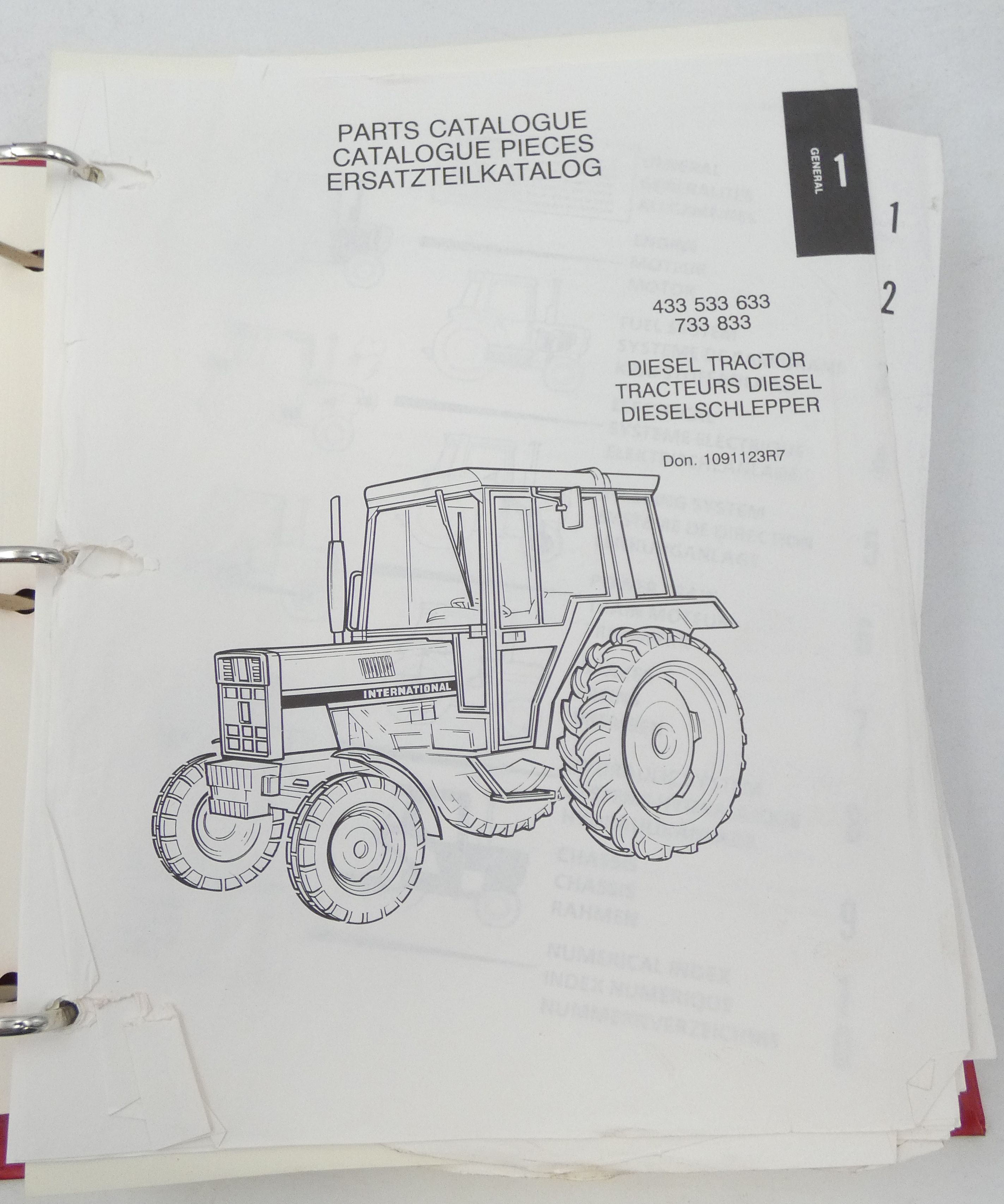 International 433, 533, 633, 733, 833 diesel tractor parts catalogue