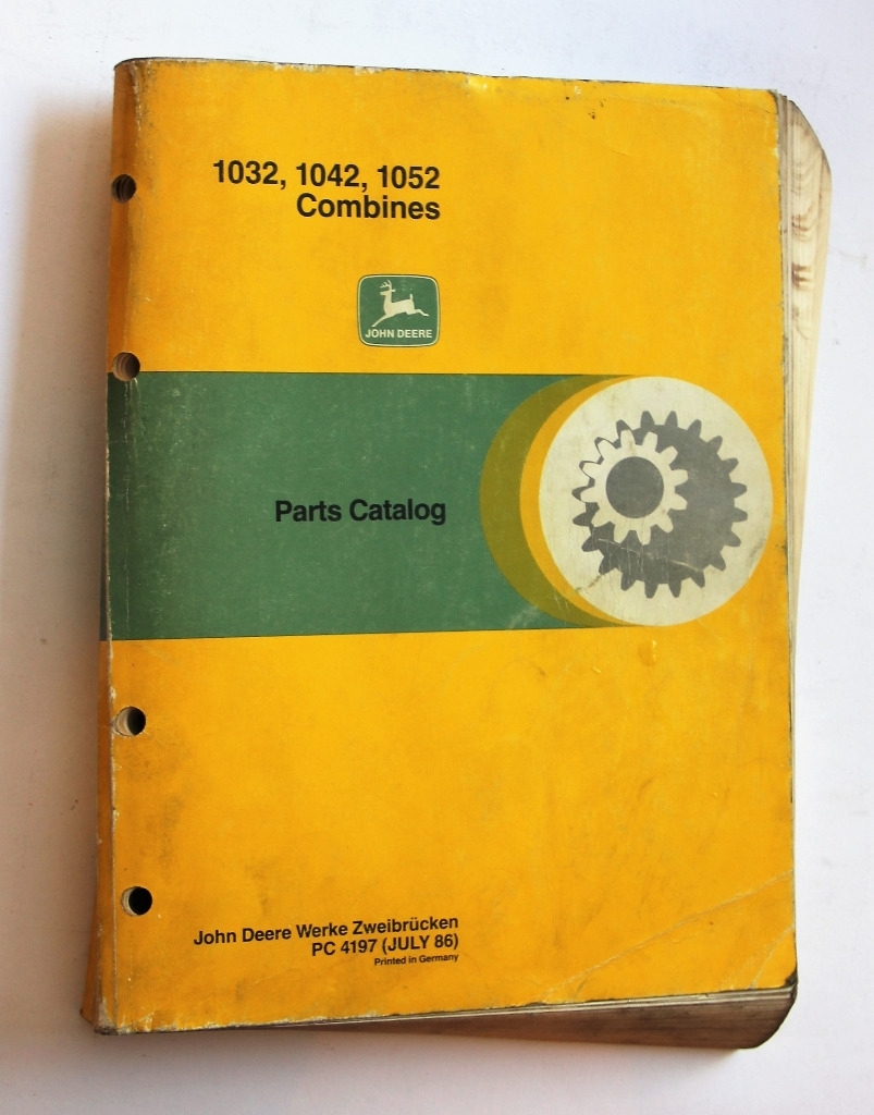 John Deere 1032, 1042, 1052 Combines Parts Catalogue