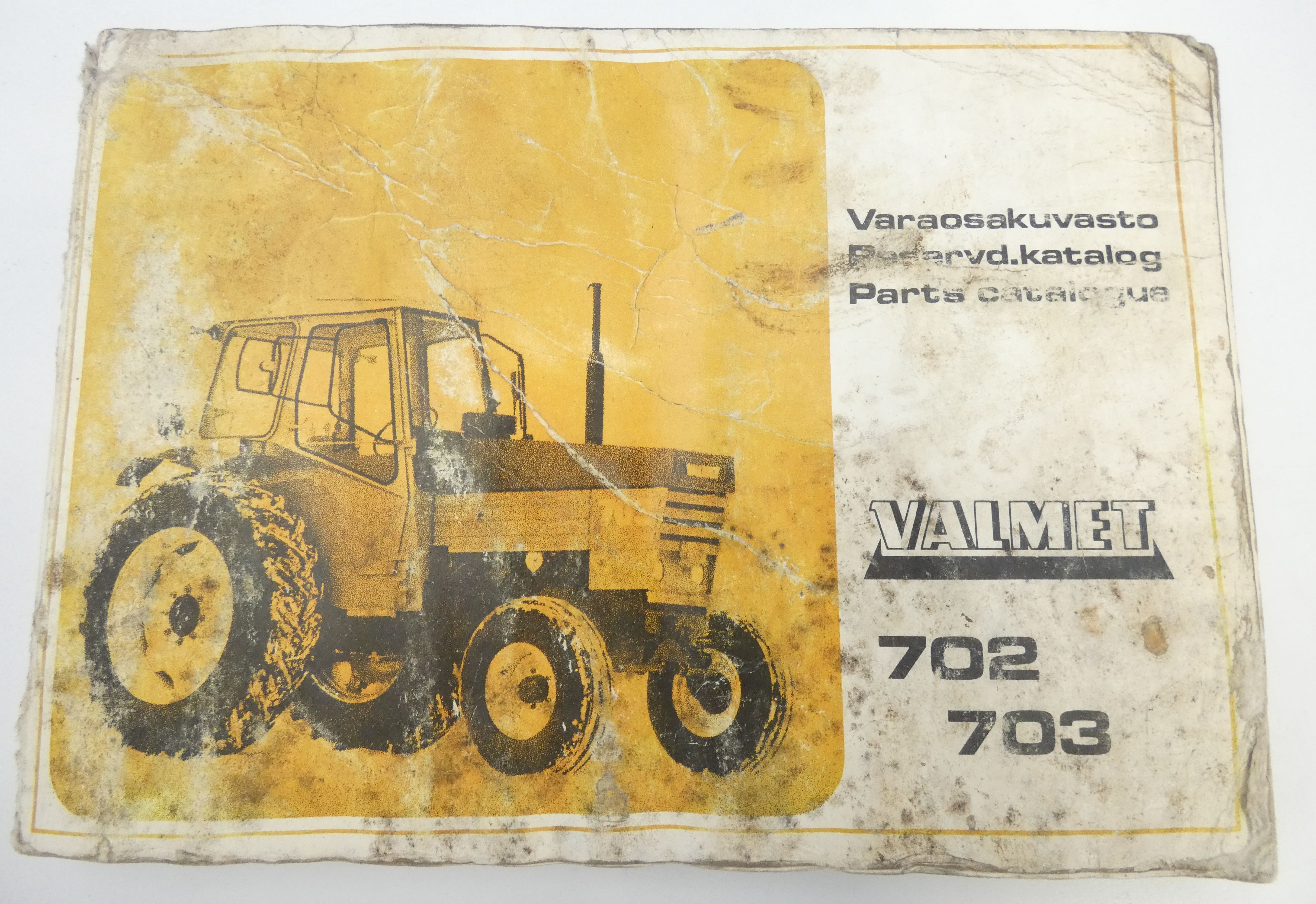 Valmet 702, 703 varaosakuvasto