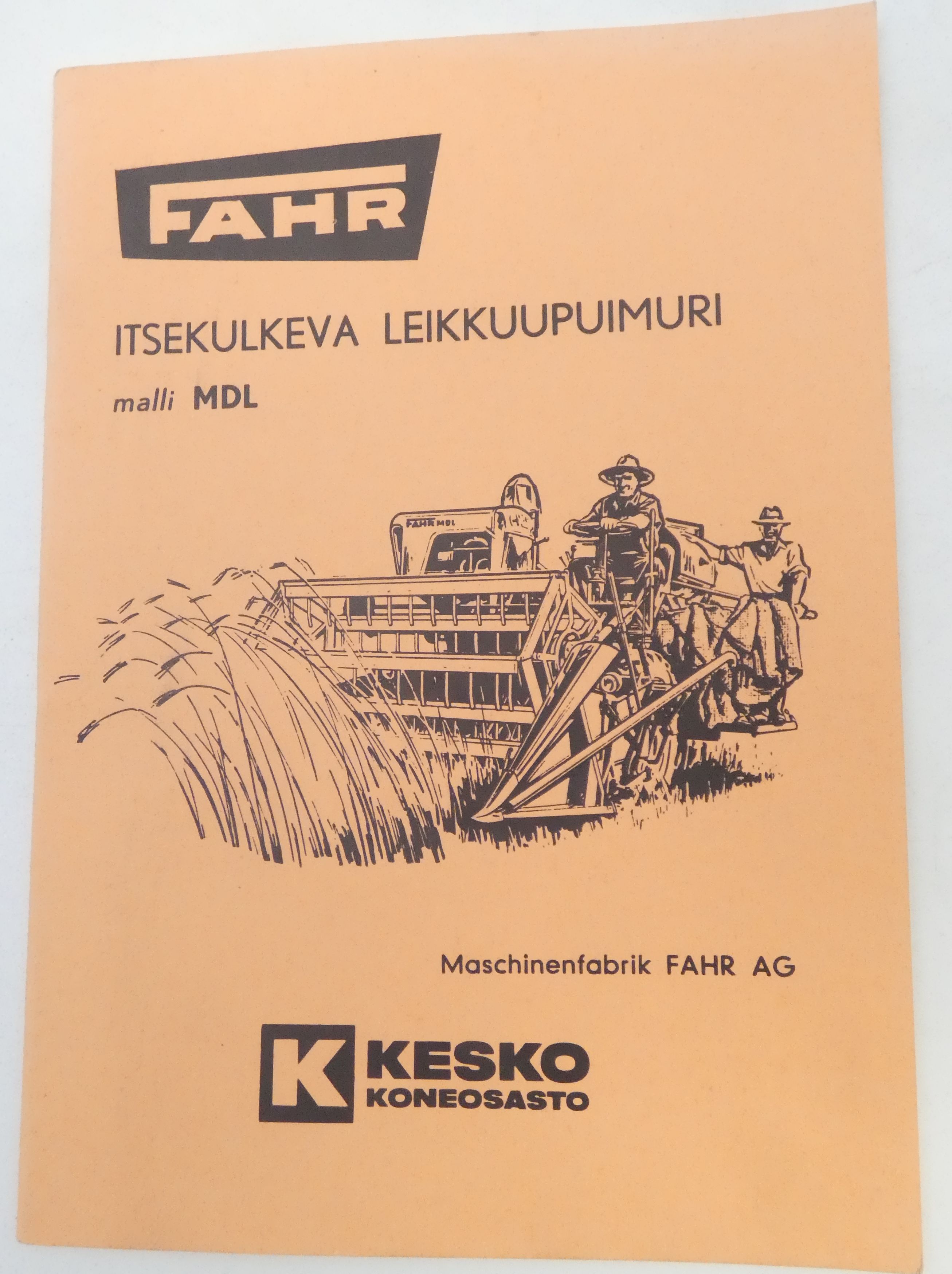 Fahr itsekulkeva leikkuupuimuri mali MDL käyttöohje