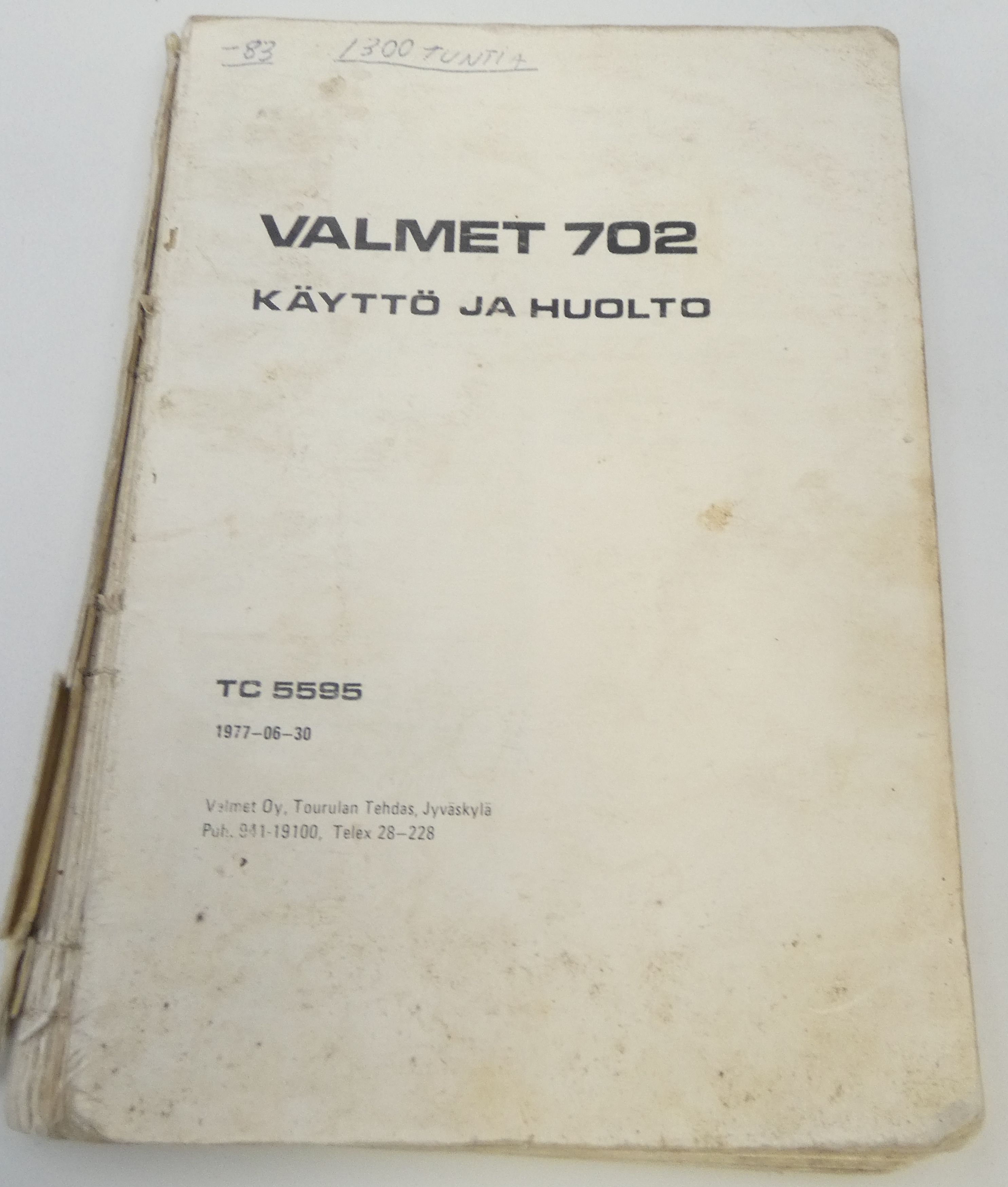 Valmet 702 käyttö ja huolto 